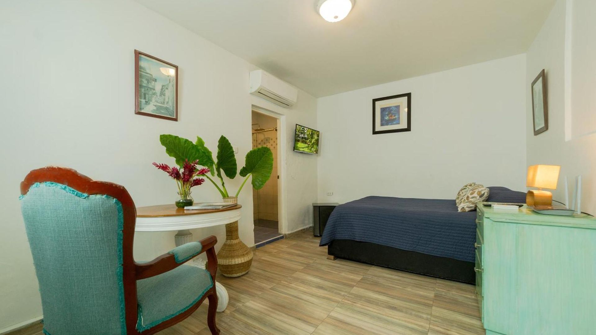 Oasis Colonial Apartment *